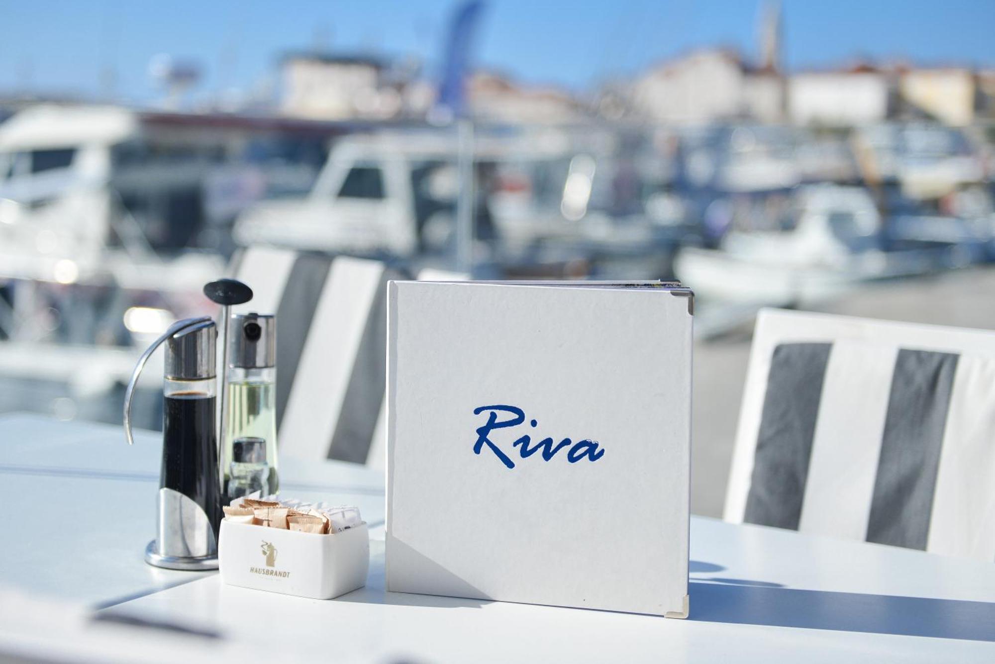 Hotel Riva ブドヴァ エクステリア 写真